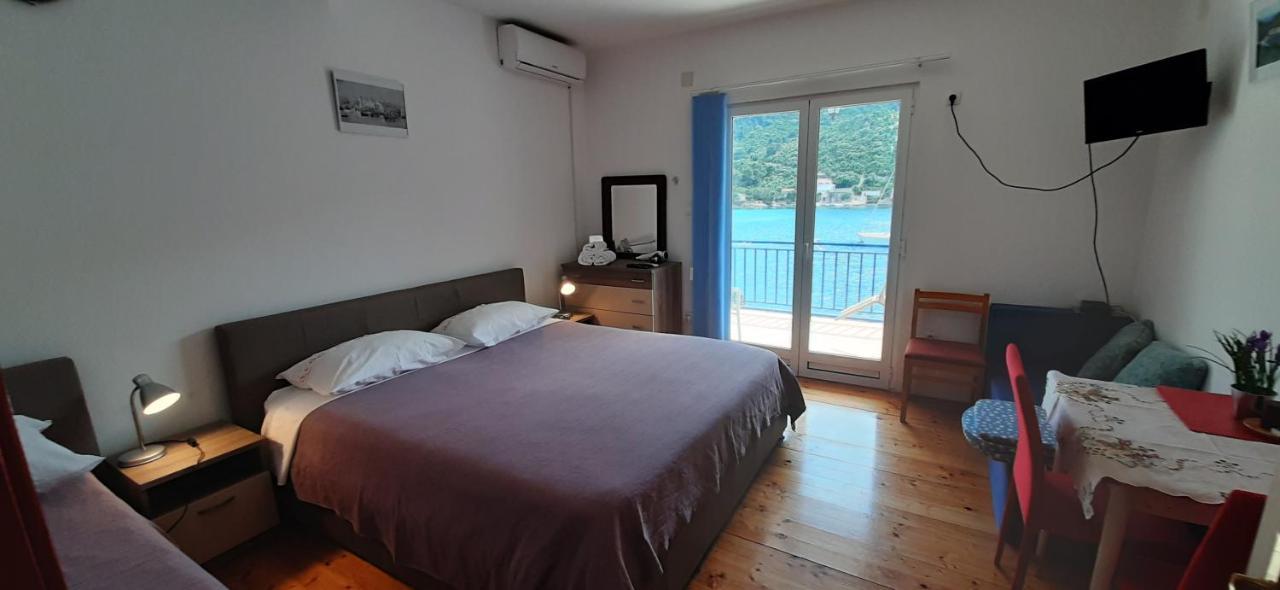 Apartments Lampalo Okuklje المظهر الخارجي الصورة